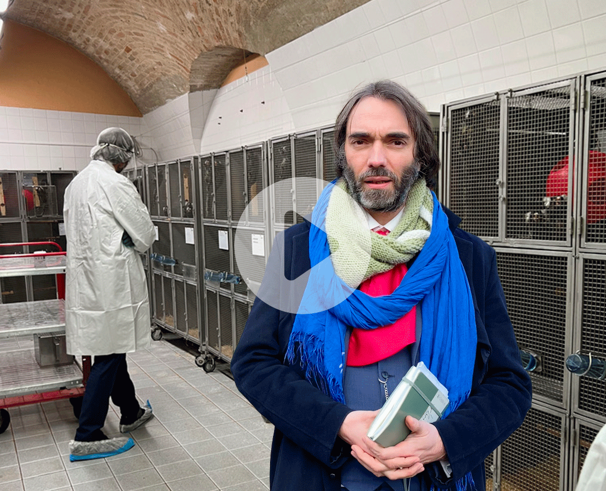 Transparence - Cédric Villani visite deux animaleries de recherche à  Strasbourg - Gircor